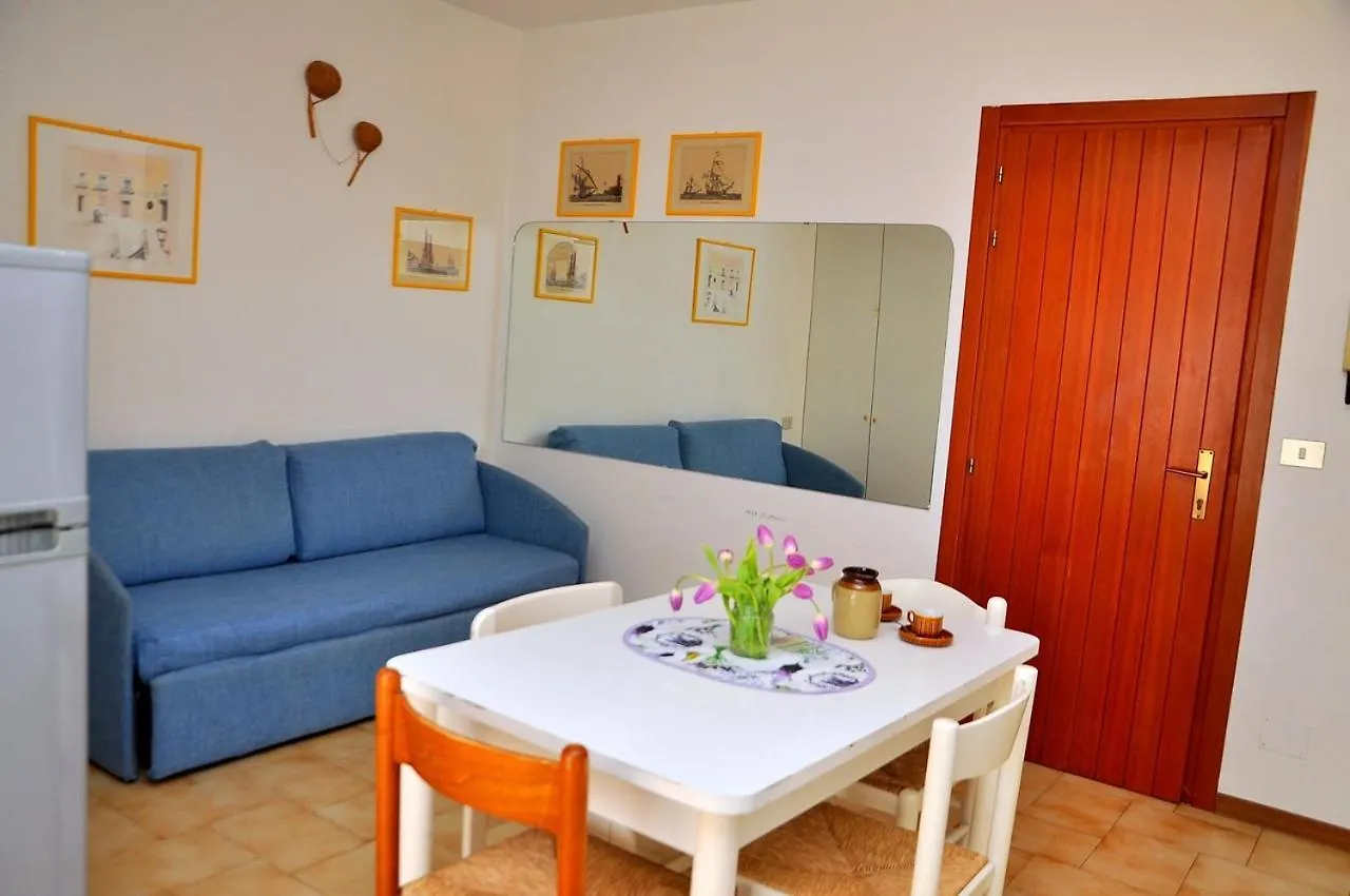 Adorable Flat With Large Terrace Overlooking The Sea Bibione Lägenhet