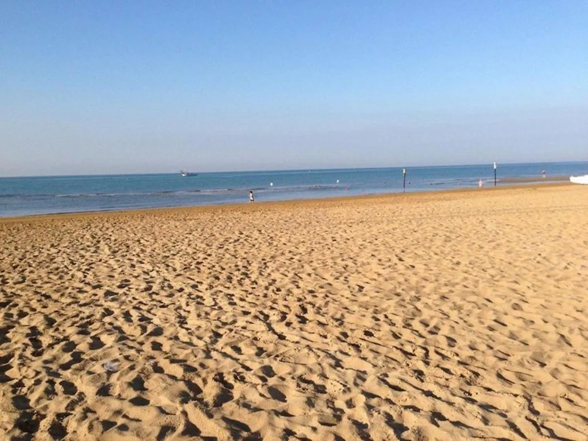 Lägenhet Adorable Flat With Large Terrace Overlooking The Sea Bibione