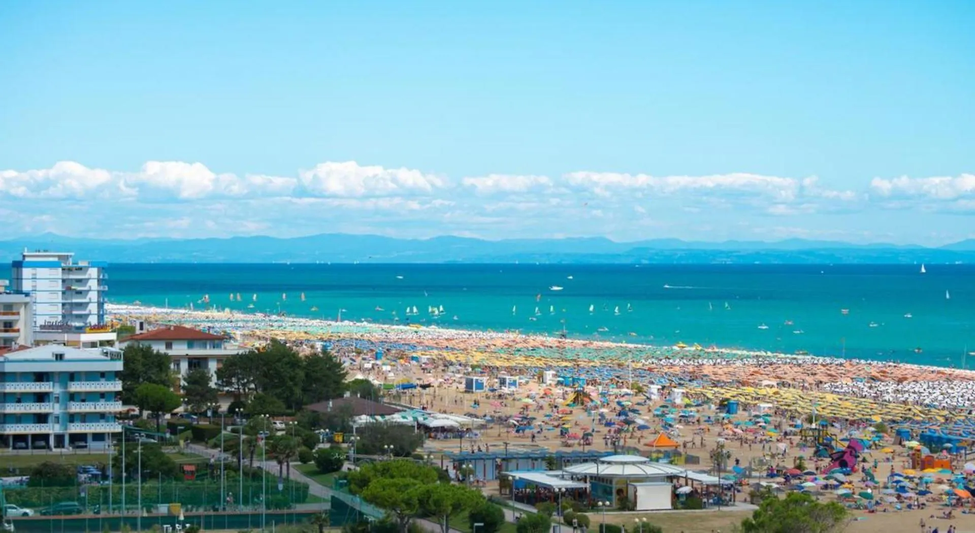 Adorable Flat With Large Terrace Overlooking The Sea Bibione 0*,